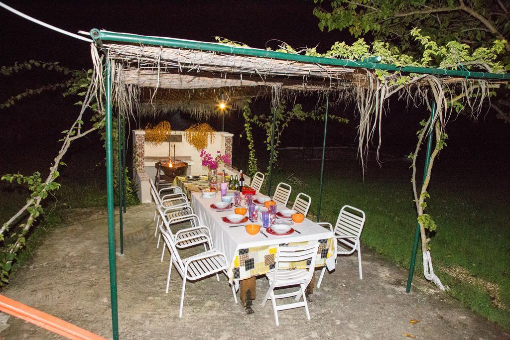 Villa Ostria Lixouri Extérieur photo
