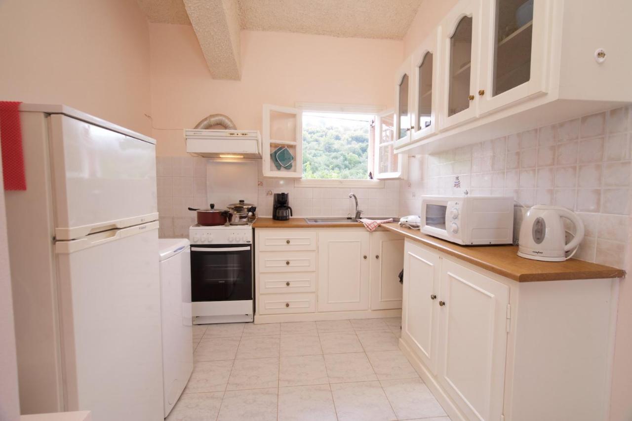 Villa Ostria Lixouri Extérieur photo